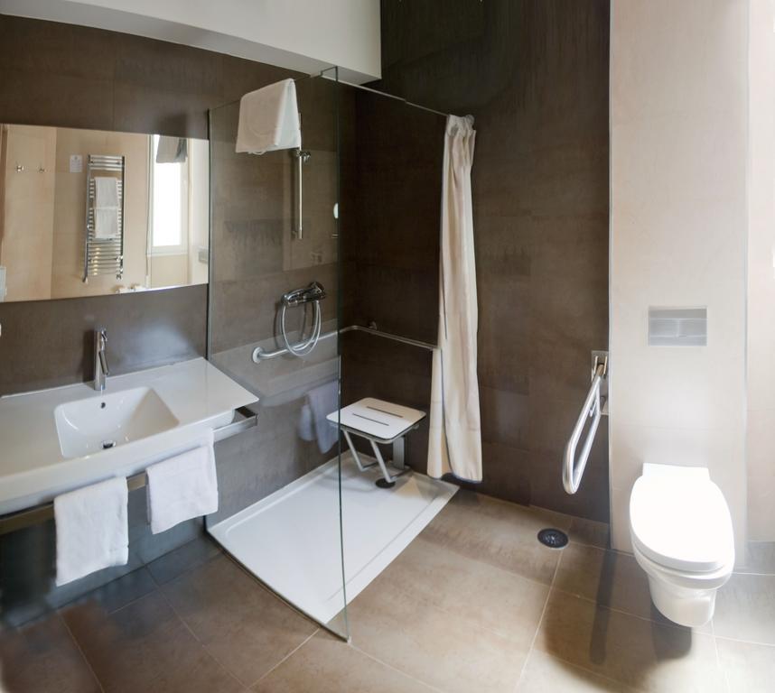 Asturias Hotel 4*