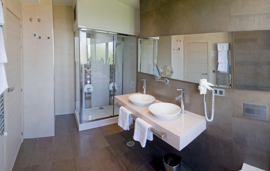 Asturias Hotel